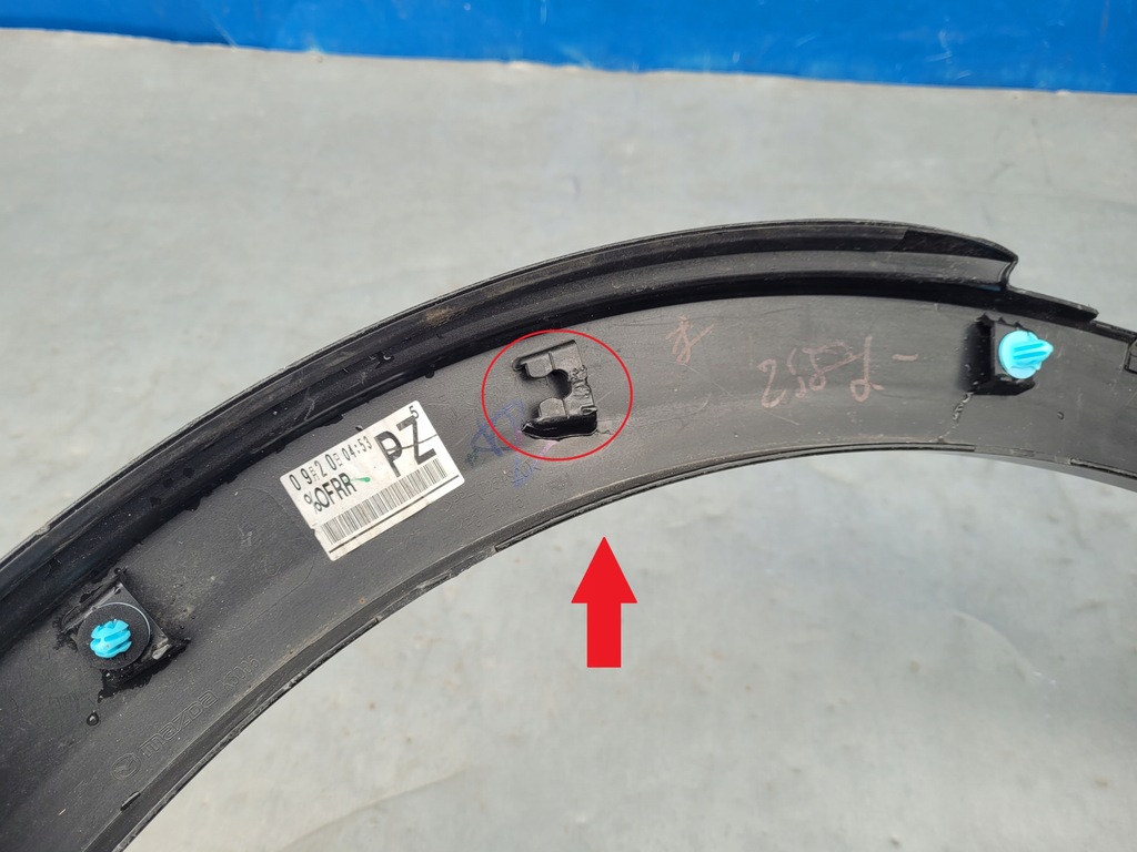 фото №10, Mazda cx5 ii lift 22- 2022- молдинг na крыло задний правый
