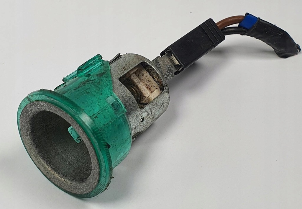 фото №1, Роз'єм 12v прикурювача opel vectra c