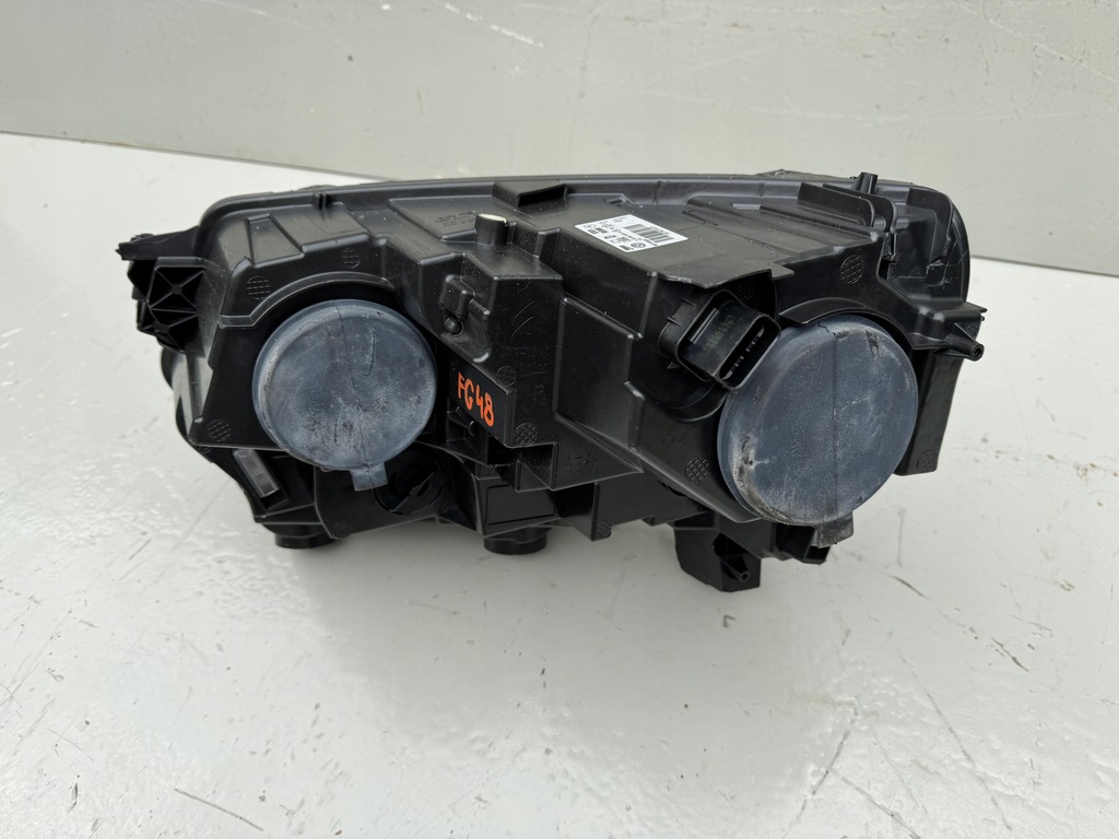 фото №15, Toyota proace city 18r- лампа правая передняя правый перед 9835780580