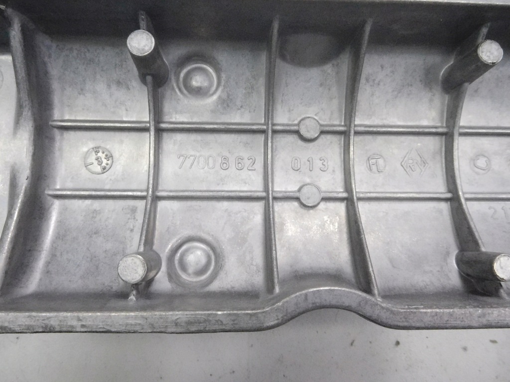 фото №11, Защита головки clio iii 7700862013