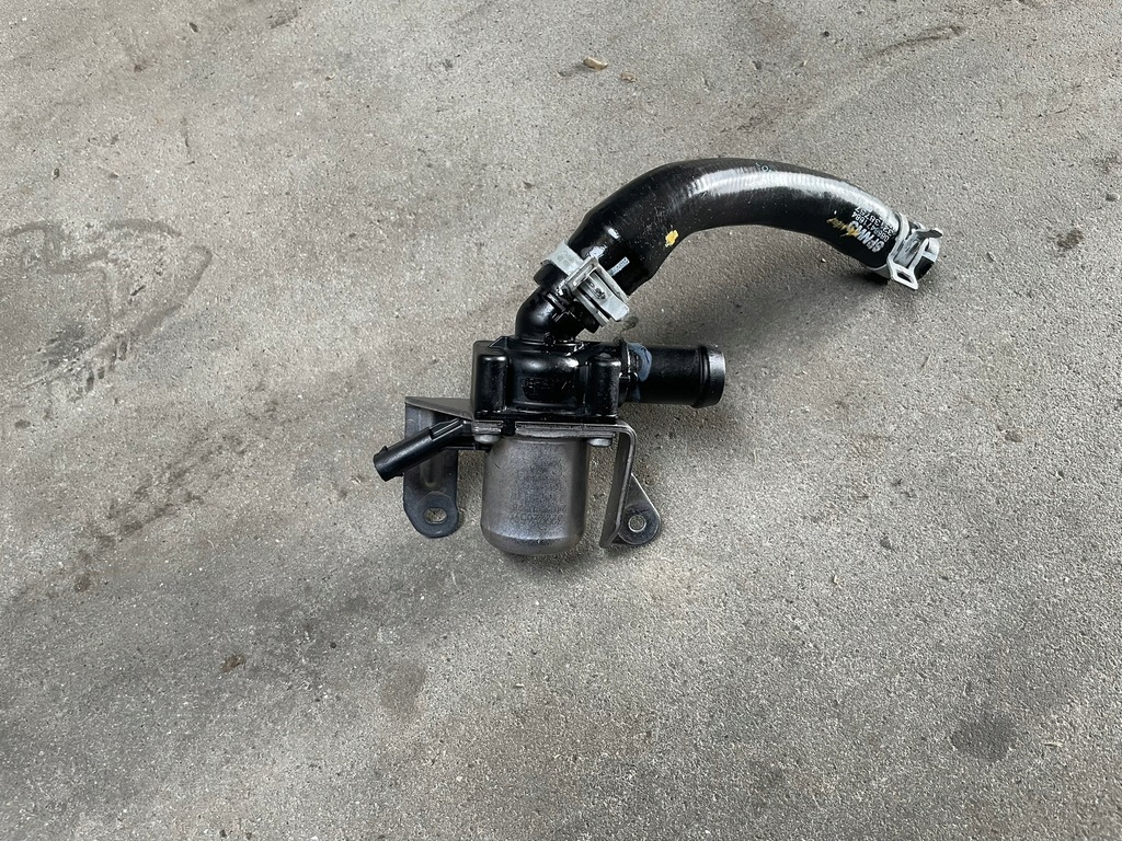 фото №1, Volvo xc60 ii b5 клапан водяний 32222659