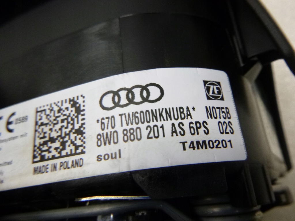 Купить Audi a4 b9 a5 15-19 подушка безопасности подушка воздушная водителя новая