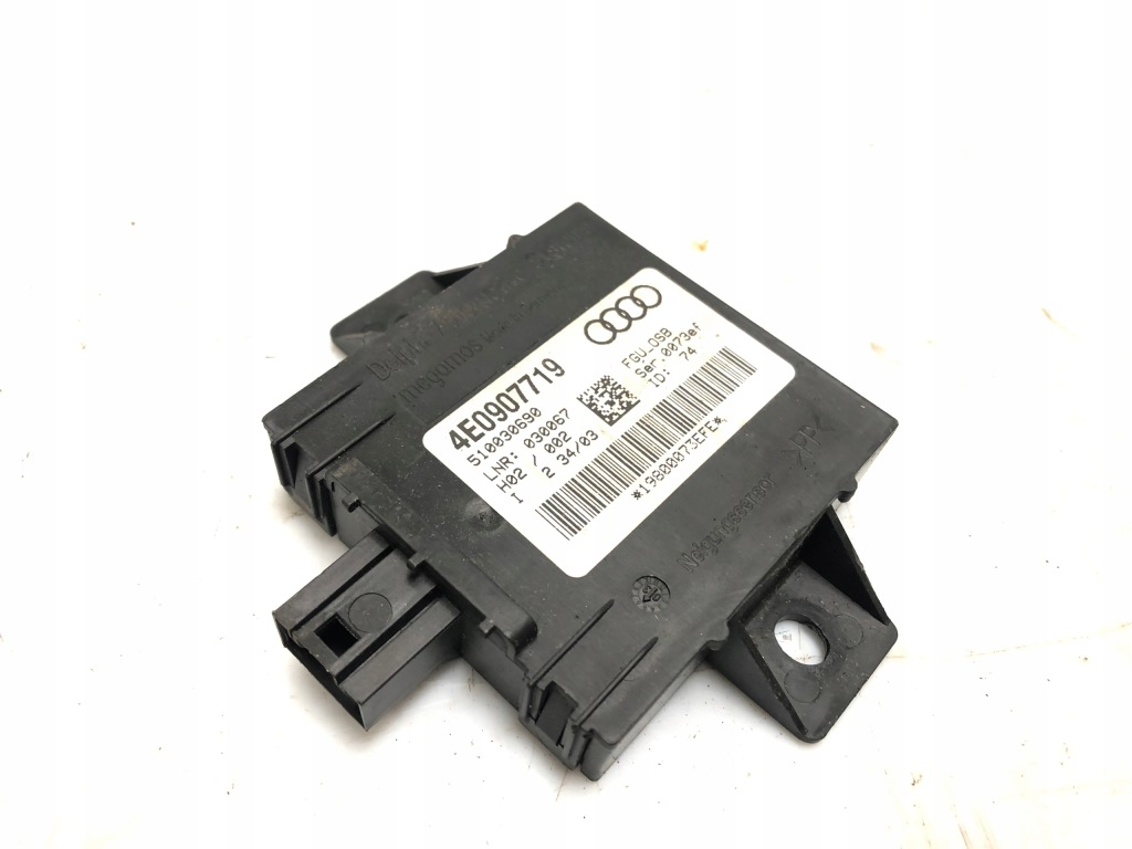 фото №1, Audi a8 d3 4e блок керування модуль сигналізація 4e0907719
