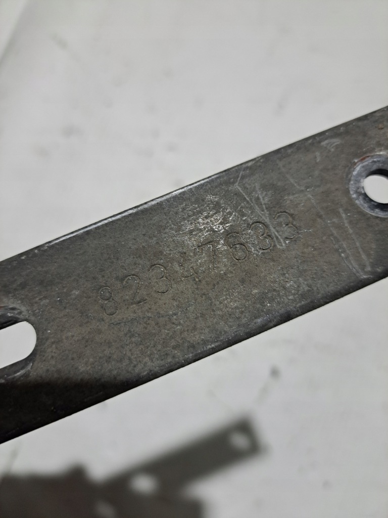 фото №7, Кронштейн спойлерів верхніх volvo fh 4