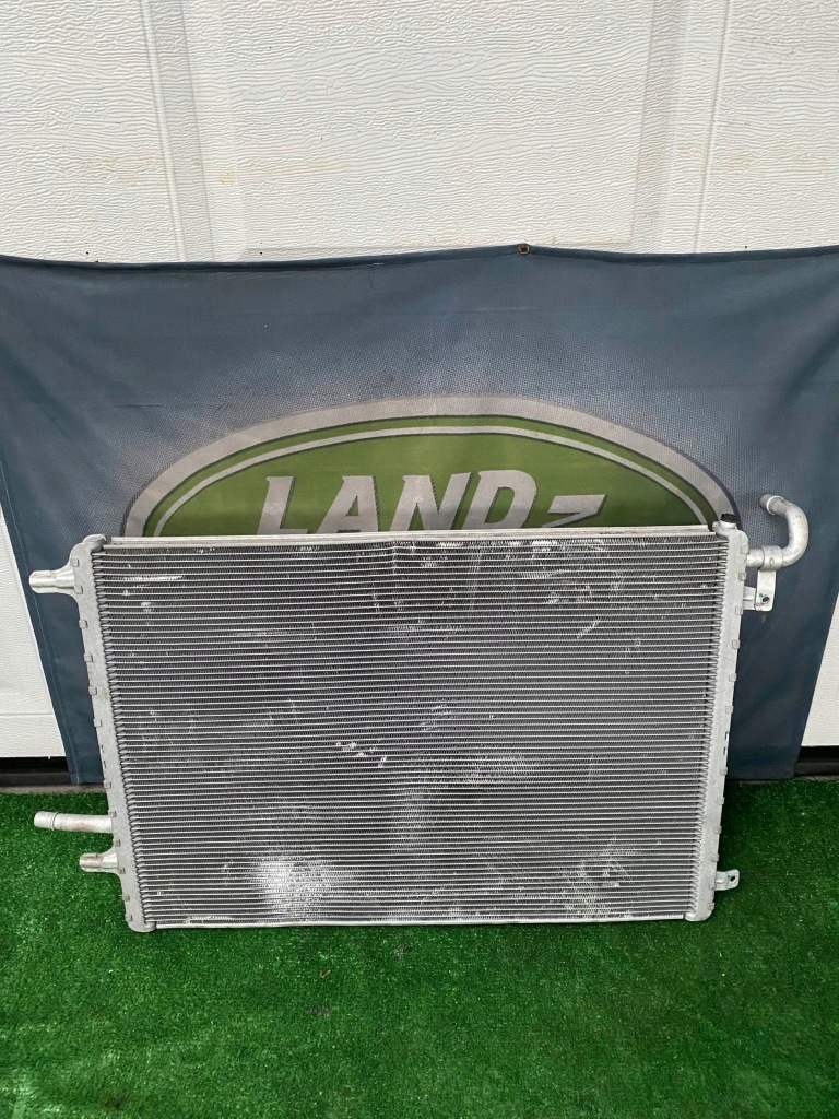 Купити Land rover range rover evoque l551 2019 радіатор