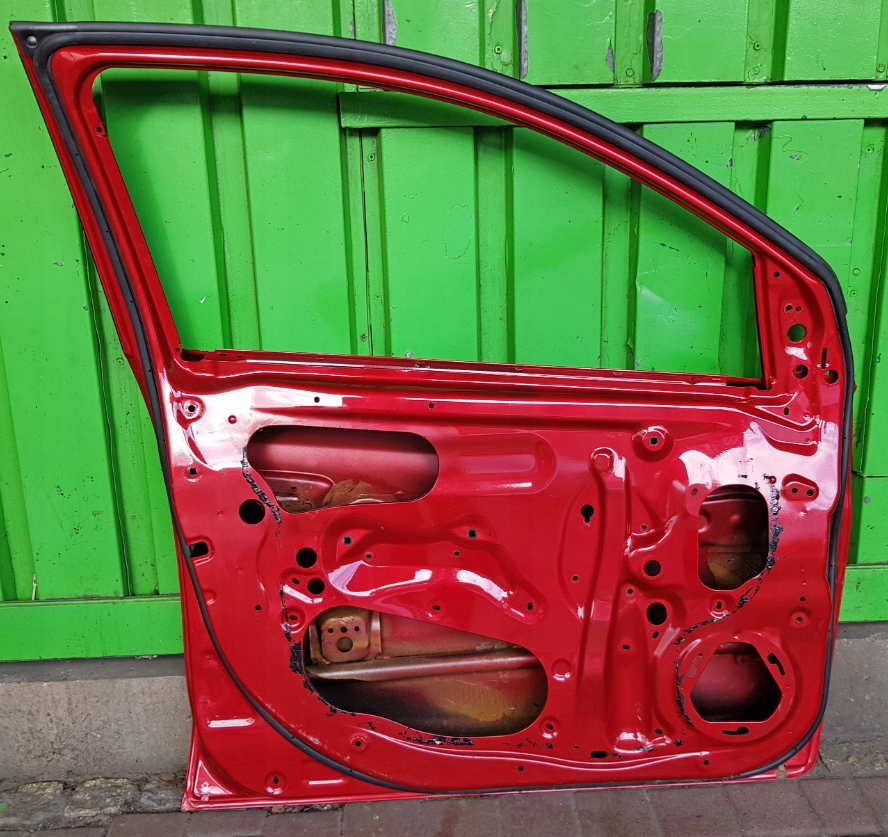 фото №4, Дверь левая / правое передние / задние mitsubishi space star 2012-