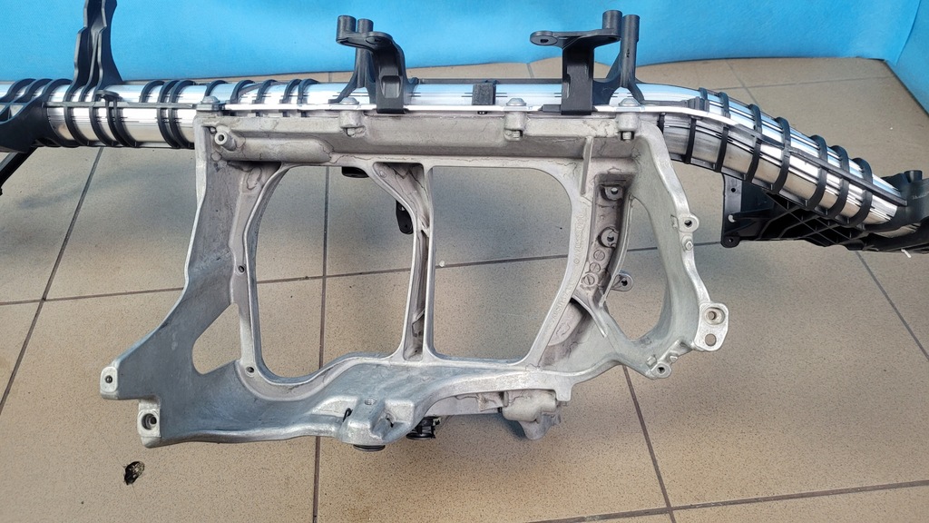 фото №9, Mercedes w206 каркас панелі панель приладів a2066801300