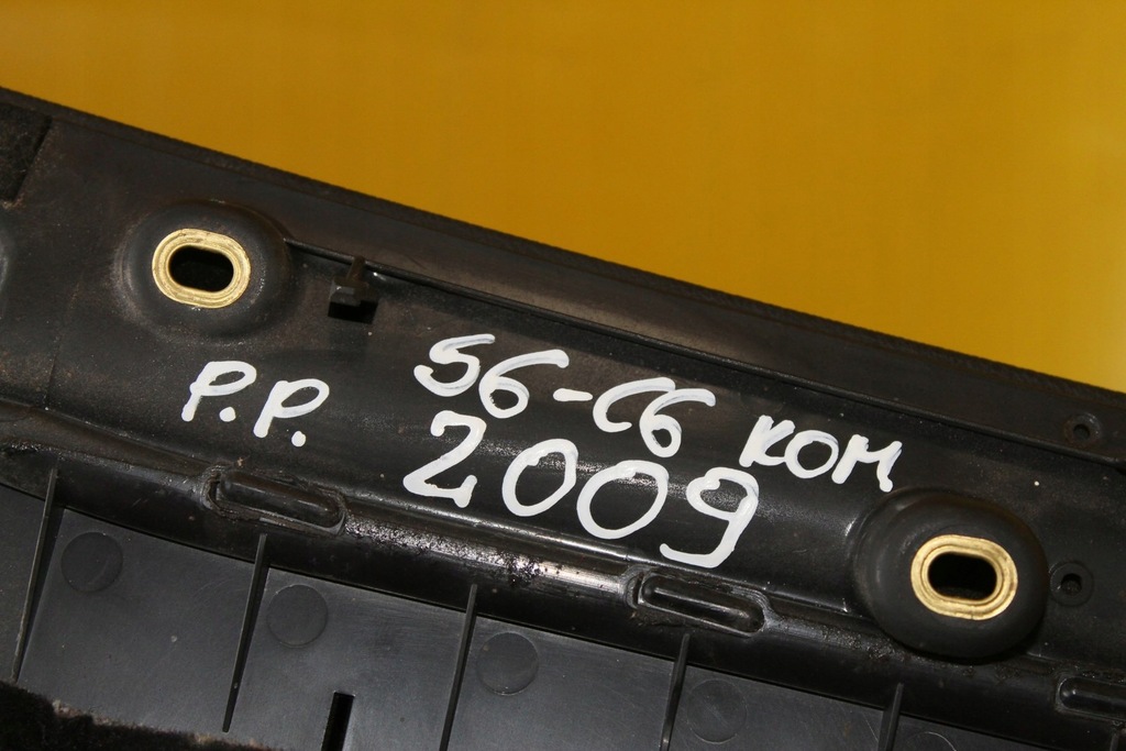 фото №12, Бардачок пассажира audi s6 c6 4f18570356ps