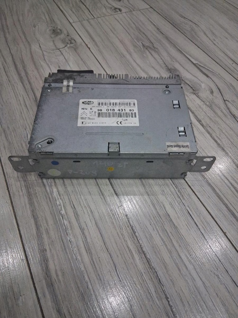 фото №1, Радіо навігація peugeot 208 9801843180