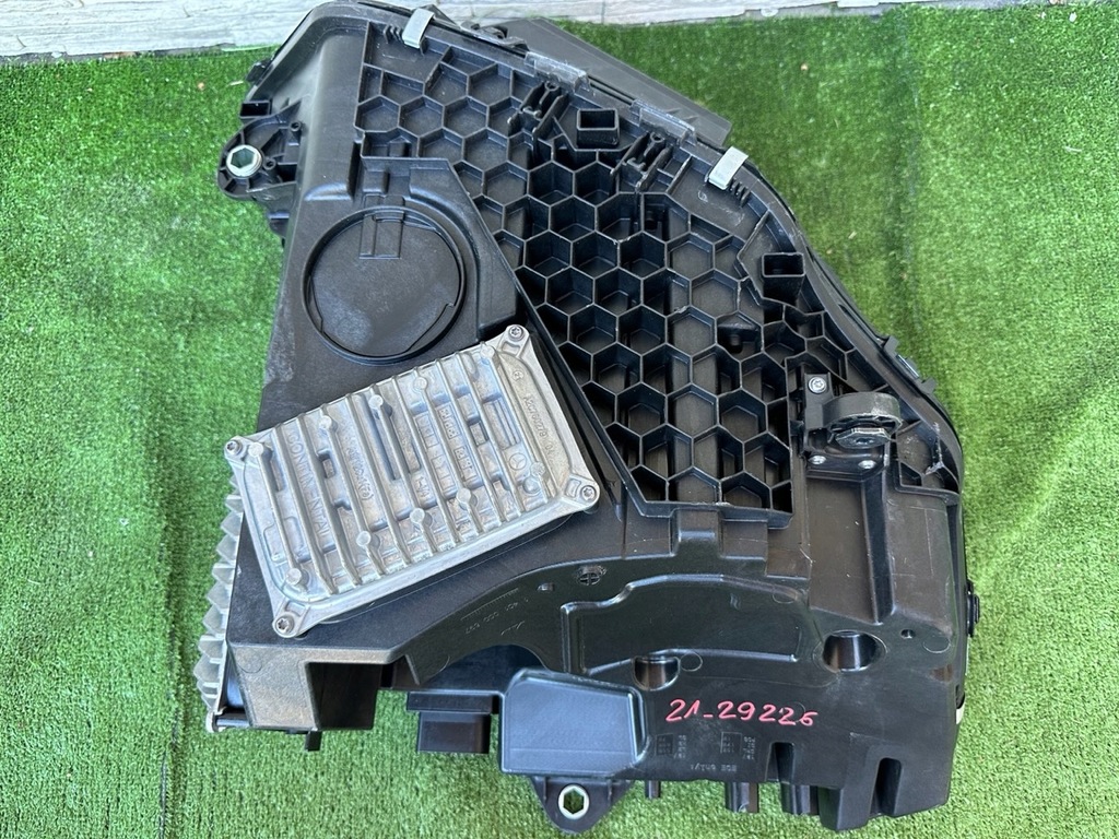 фото №8, Лампа mercedes eqe a295 w295 digital a2959060501