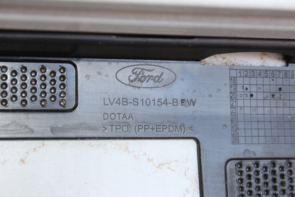 фото №7, Поріг правий ford kuga mk3 st-line 2020-2022