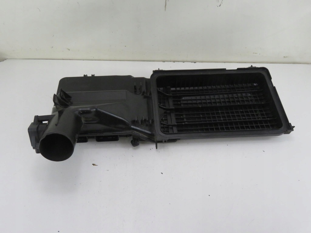 фото №5, Корпус фильтра воздуха mazda 3 bk