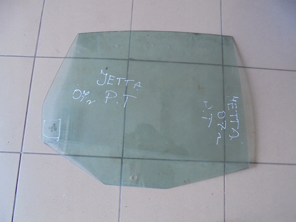 фото №5, Стекло боковая дверь правая vw jetta 07'