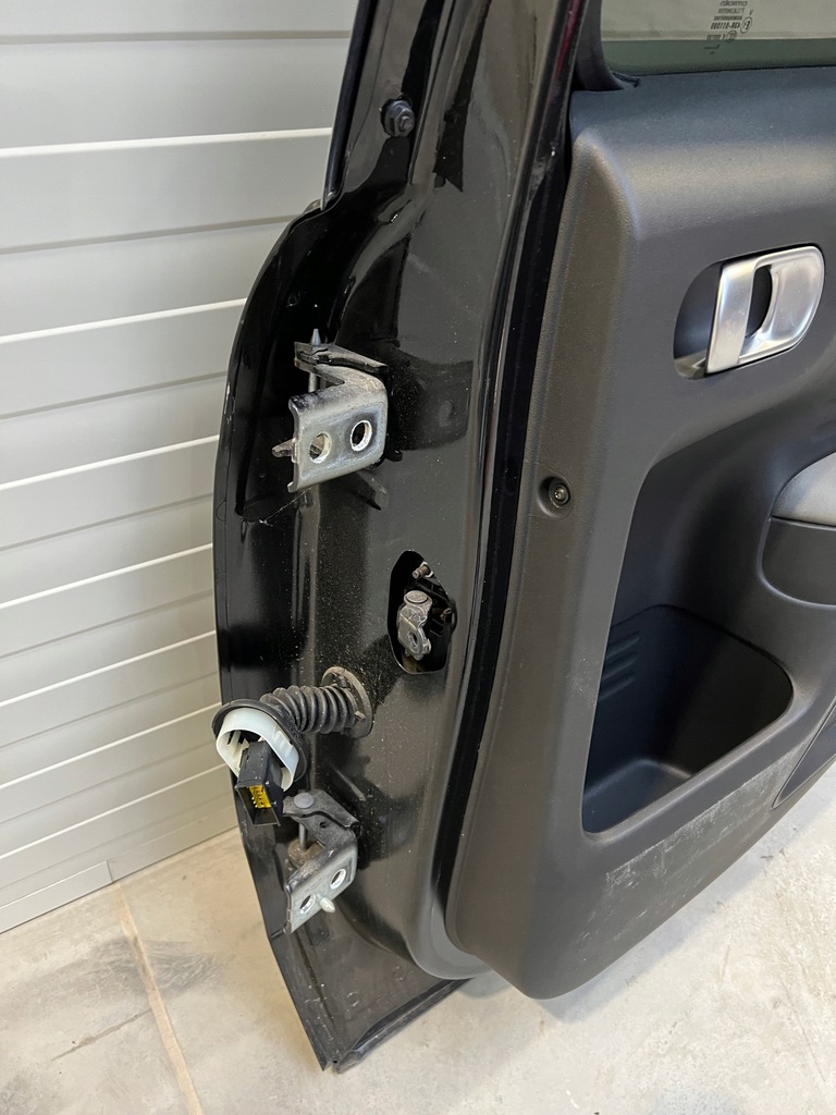 фото №7, Дверь правый задняя задние citroen c4 cactus lift