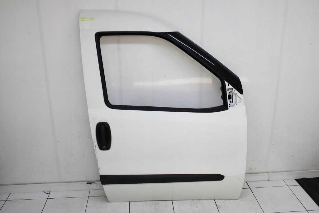 фото №1, Opel combo d fiat doblo ii 10r- дверь правое передние правый перед 249