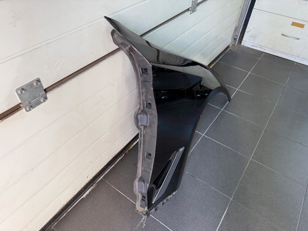 Bmw 5 g30 g31 lci рестайлинг  крыло  правый  перед передний Киев