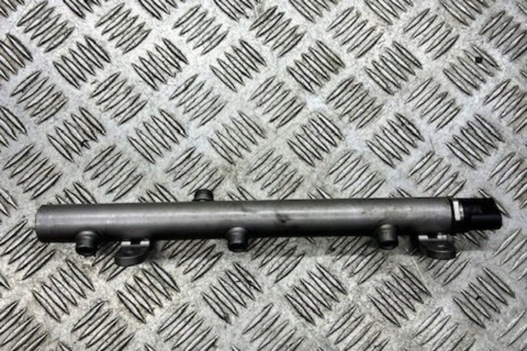 фото №8, Правая молдинг впрыскная chrysler 300 c lx a6420702695 3.0l дизель 160kw