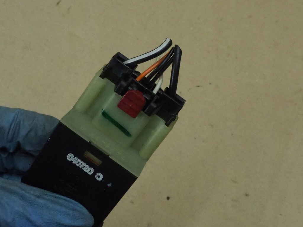 фото №15, Переключатель подогрев стекло chrysler pt cruiser 04671670ab