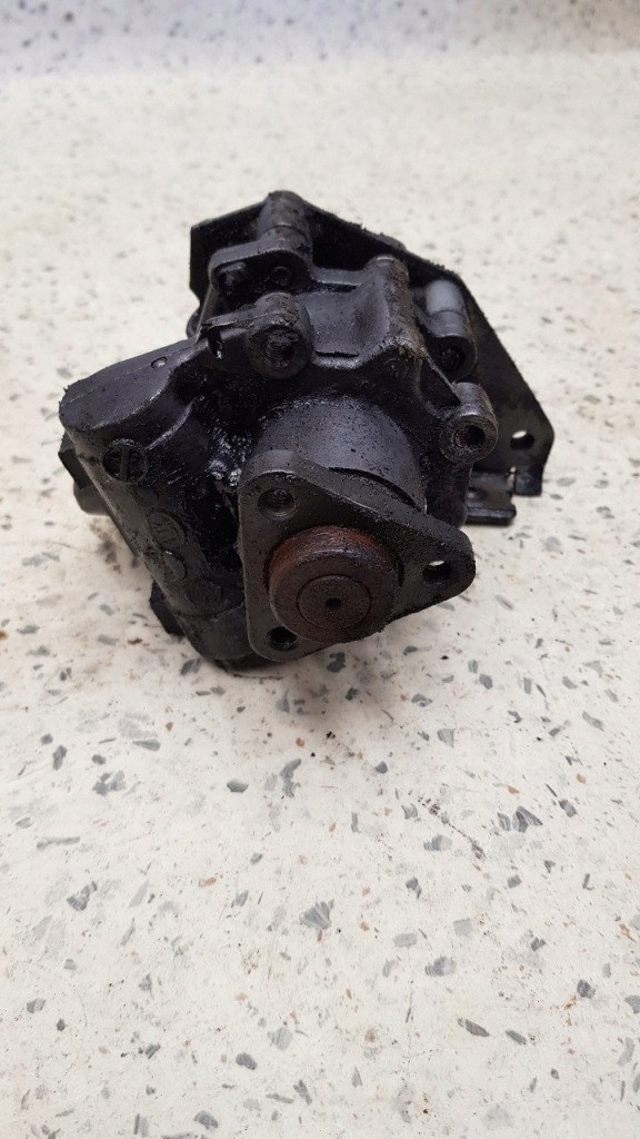 фото №1, Насос усилителя bmw e39 2.0 24v