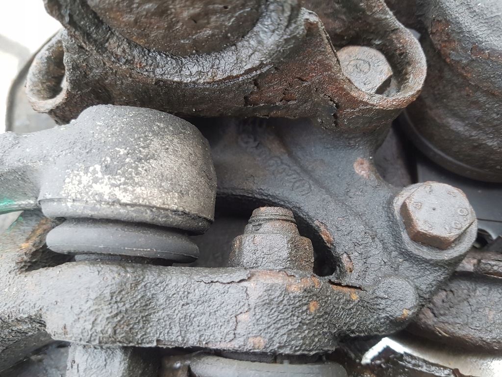 фото №6, Mercedes slk r171 171 1.8 b поворотный кулак правая перед