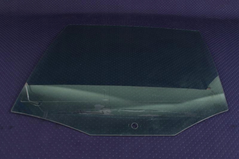 фото №1, Vw tiguan 2.0 tdi 2016 rhd стекло дверь задняя левая blisko бок