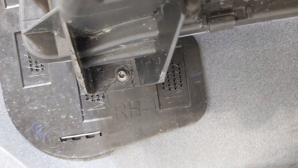 Бампер перед передній протитуманна фара решітка tesla y 1540100-06-c Недорого