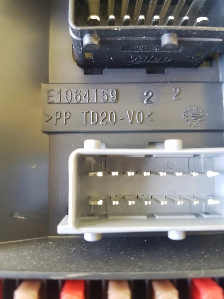 фото №5, Коробка предохранителей bsi c4 cactus 9807532080