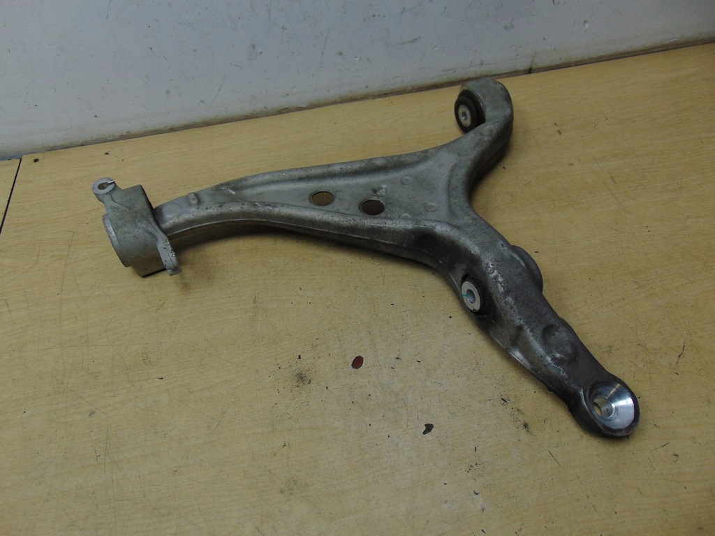 фото №10, Рычаг левый перед mercedes gle w166 16603