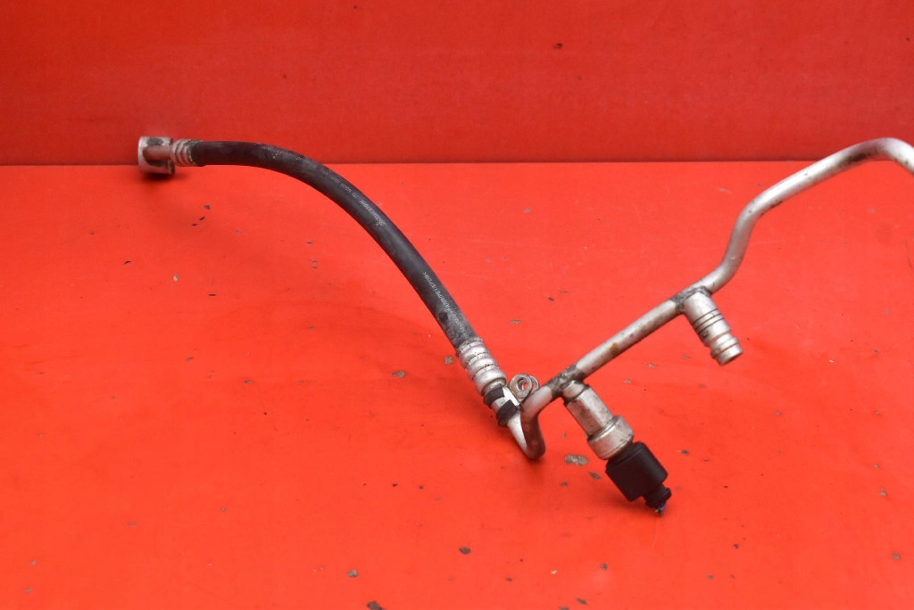 Шланг трубка кондиционера vw passat b7 2.0 tdi 140 km 10-15 Недорого