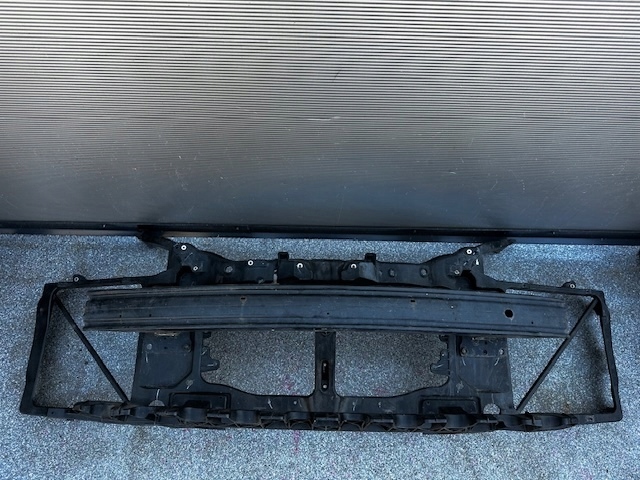 Купити Ремінь передній підсилювач передній балка tesla s