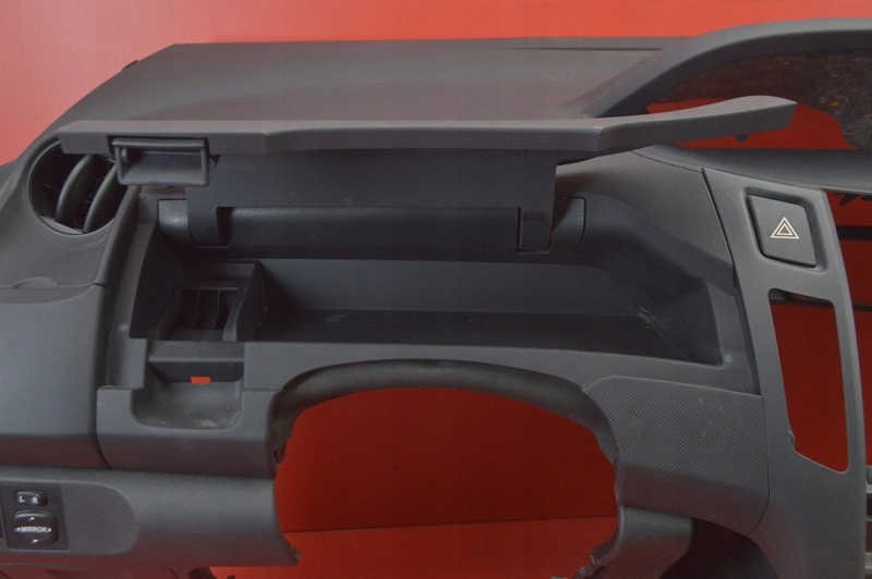 фото №7, Приборная панель приборная консоль приборная панель подушка безопасности eu toyota yaris 2 ii 05-09