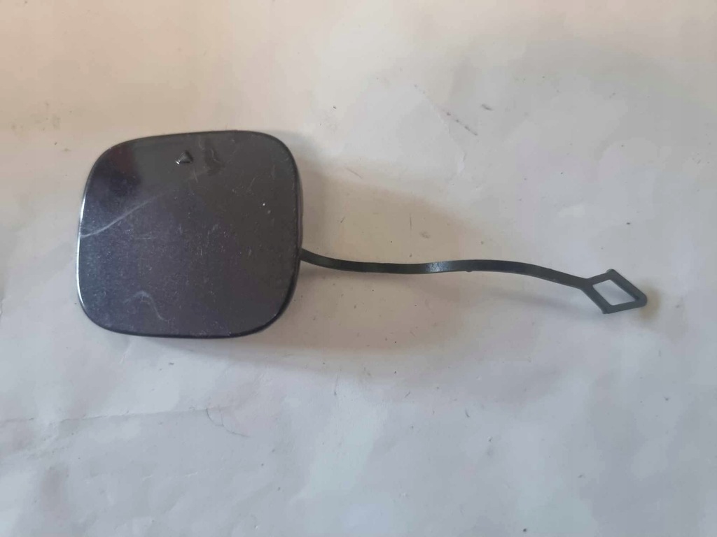 фото №1, Mercedes a-klasa w176 - заглушка фаркоп бампера задня