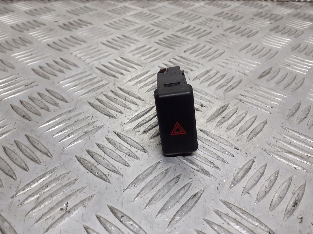 фото №1, Переключатель света аварийных mazda 3 bk