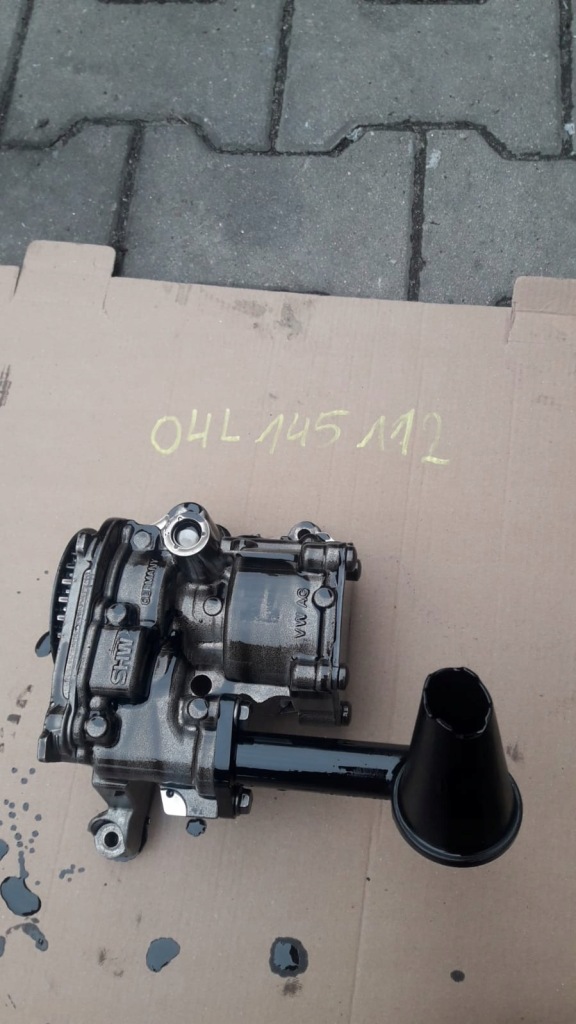 фото №1, Насос масляная vw crafter dau dav 04l145112 45 tysk