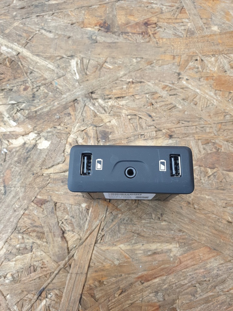 фото №1, Renault talisman megane iv разъём usb aux 280237850r