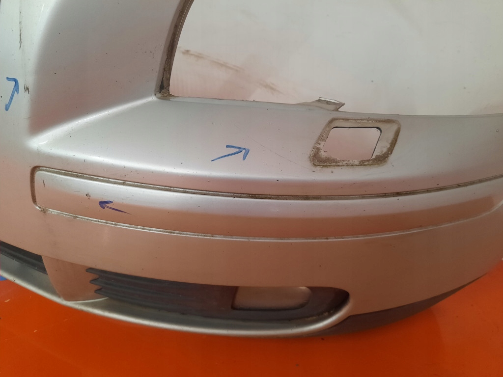 Купить Volvo v50 i 1 03-11 kombi бампер перед передний 30655878 426-26