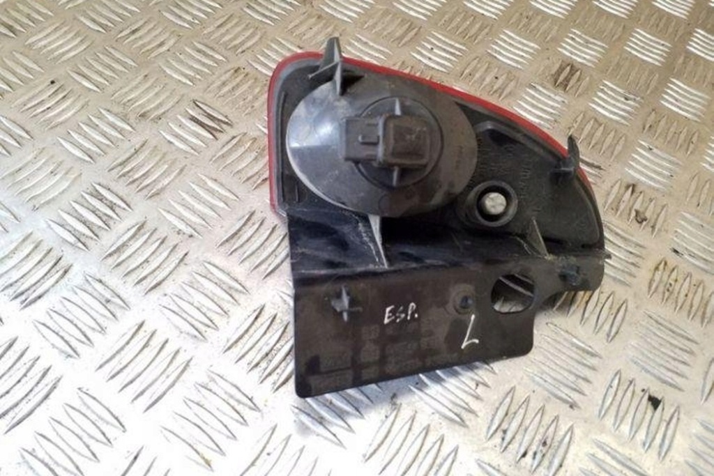 фото №1, Противотуманная фара задний renault espace iv jk0/1_ 8200027155 3.0l дизель 130kw 2003