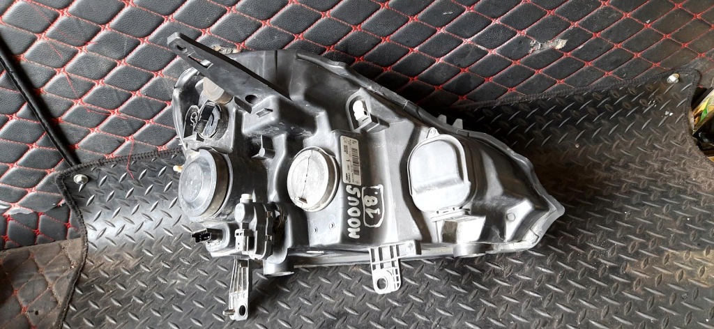 фото №4, Лампа левый перед передняя renault modus 8200658385