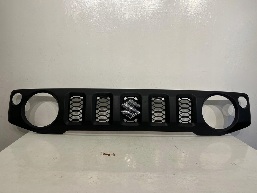 фото №1, Решётка радиатора решётка радиатора 72111-78r0 suzuki jimny ii