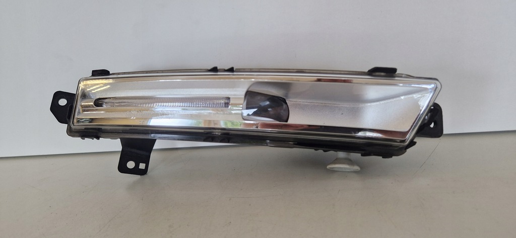 фото №1, Jaguar f-pace, land rover velar, протитуманна фара led правий