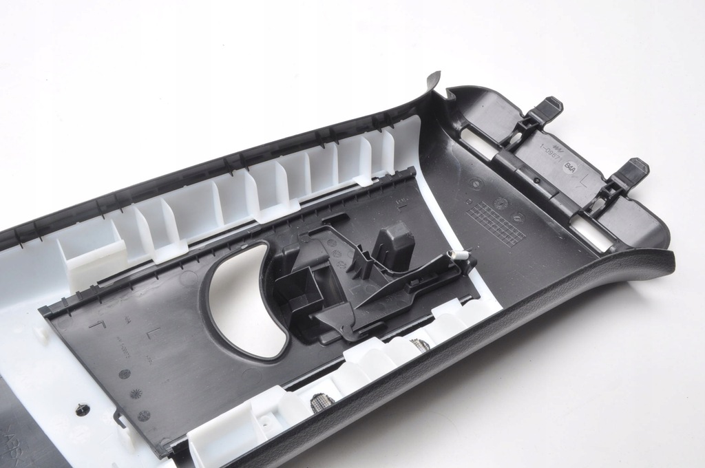 фото №6, Mercedes eqb x243 защита стойка 23r a2436908900