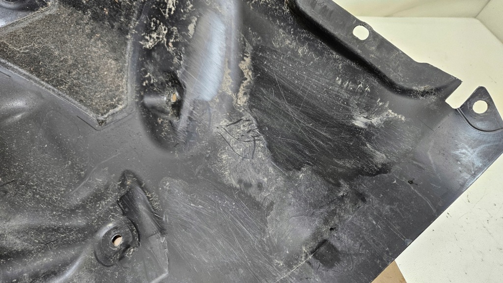 фото №7, Підкрилок праве перед передні tesla model y 1492614-00-b