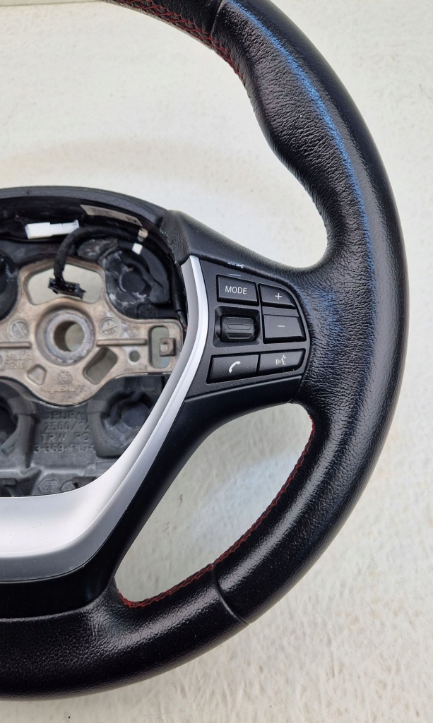 фото №8, Bmw 3 gt f34 14-17 воздуховод кожаный sport line czerwona nić 62580150d