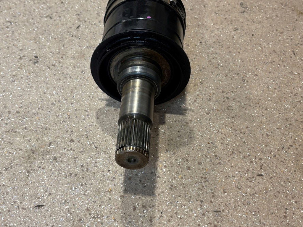 Привідний вал задня задній сторона права mercedes-benz gle w167 a1673507301 Доставка