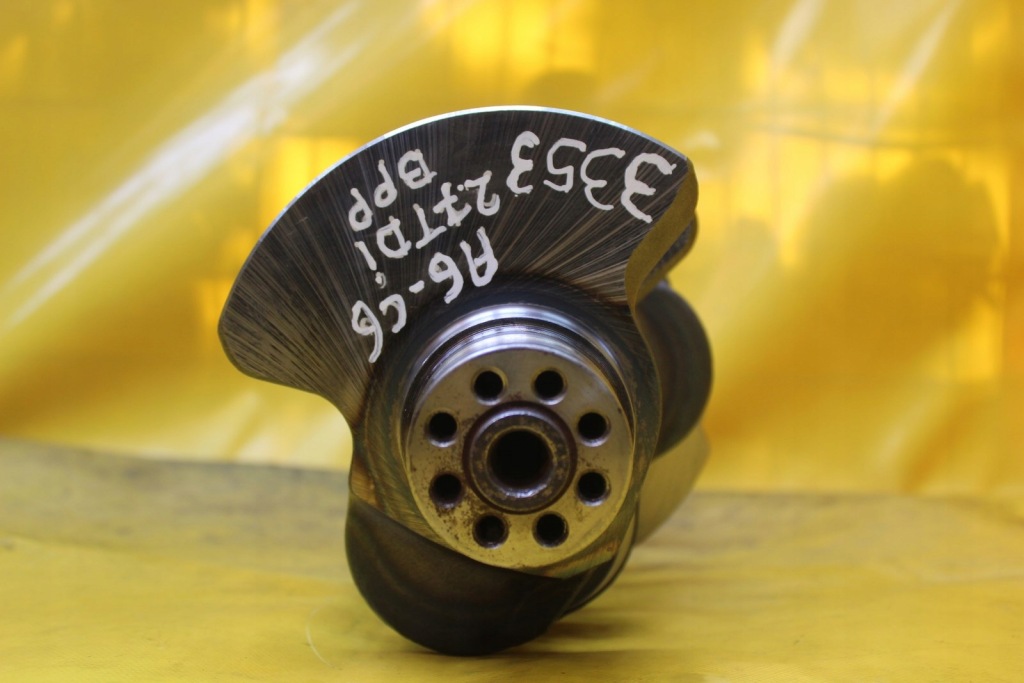 Wał колінчастий a6 c6 a4 b7 2.7 tdi bpp r59b 059101aj Зі Шроту