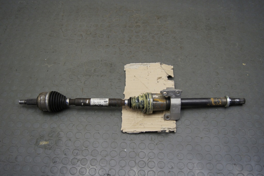 фото №1, Привідний вал права renault zoe ii lift