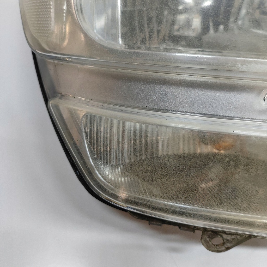 фото №8, Dodge nitro 2008 правая сторона лампа передняя