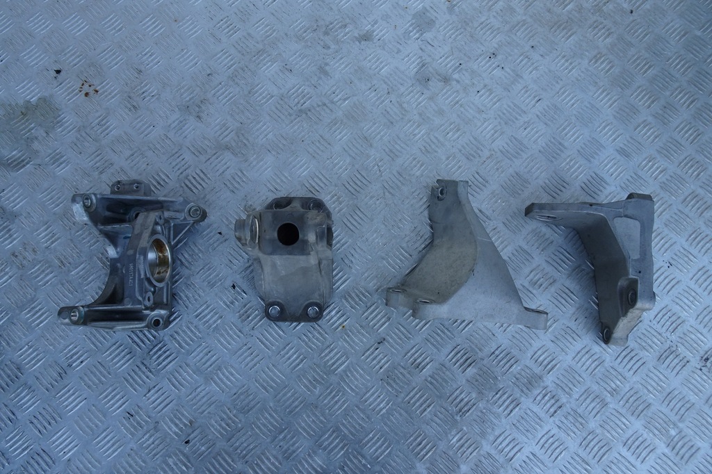 фото №1, Nissan leaf ii опора подушка кронштейн кронштейн 17-