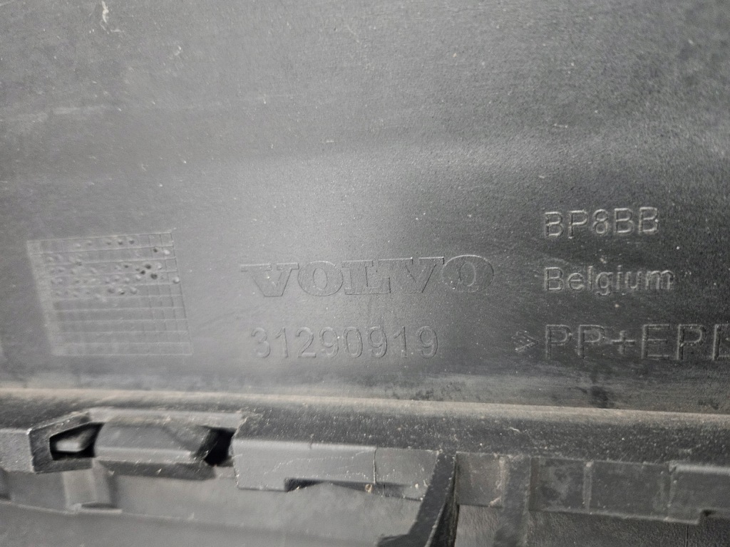 фото №16, Volvo v40 2012 - cross country бампер задняя pdc 31290919