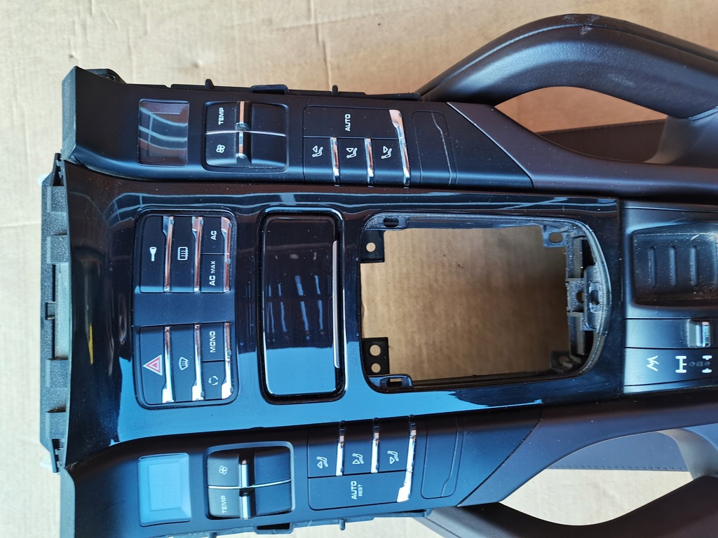 фото №10, Porsche cayenne 7p тунель середній 2014 braun